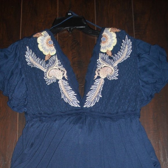 New $128 Free People Blue Fiesta Nueva Embroidered Open-Back Top Small - Picture 7 of 8